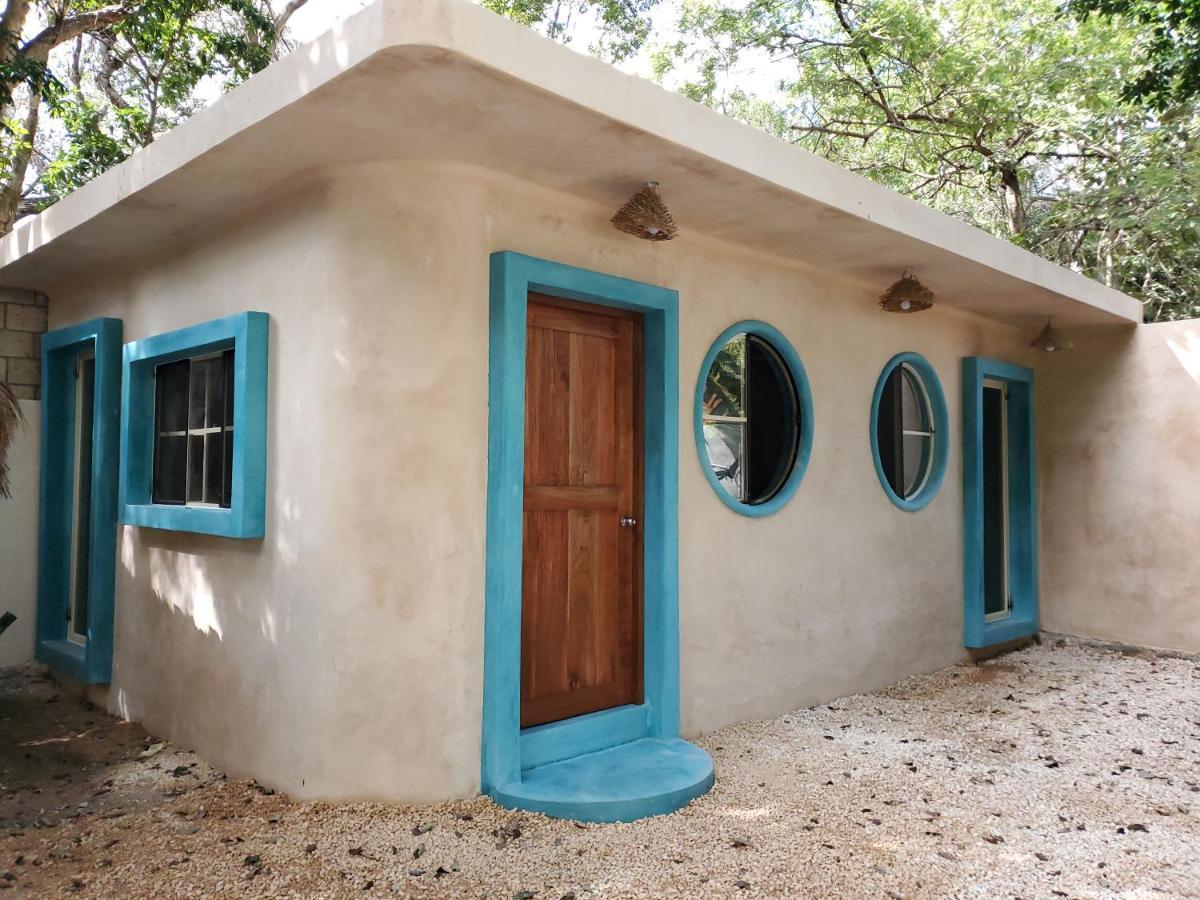 Hostal Mulut Tulum Exterior photo