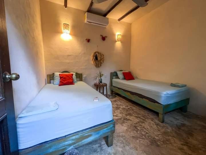 Hostal Mulut Tulum Exterior photo