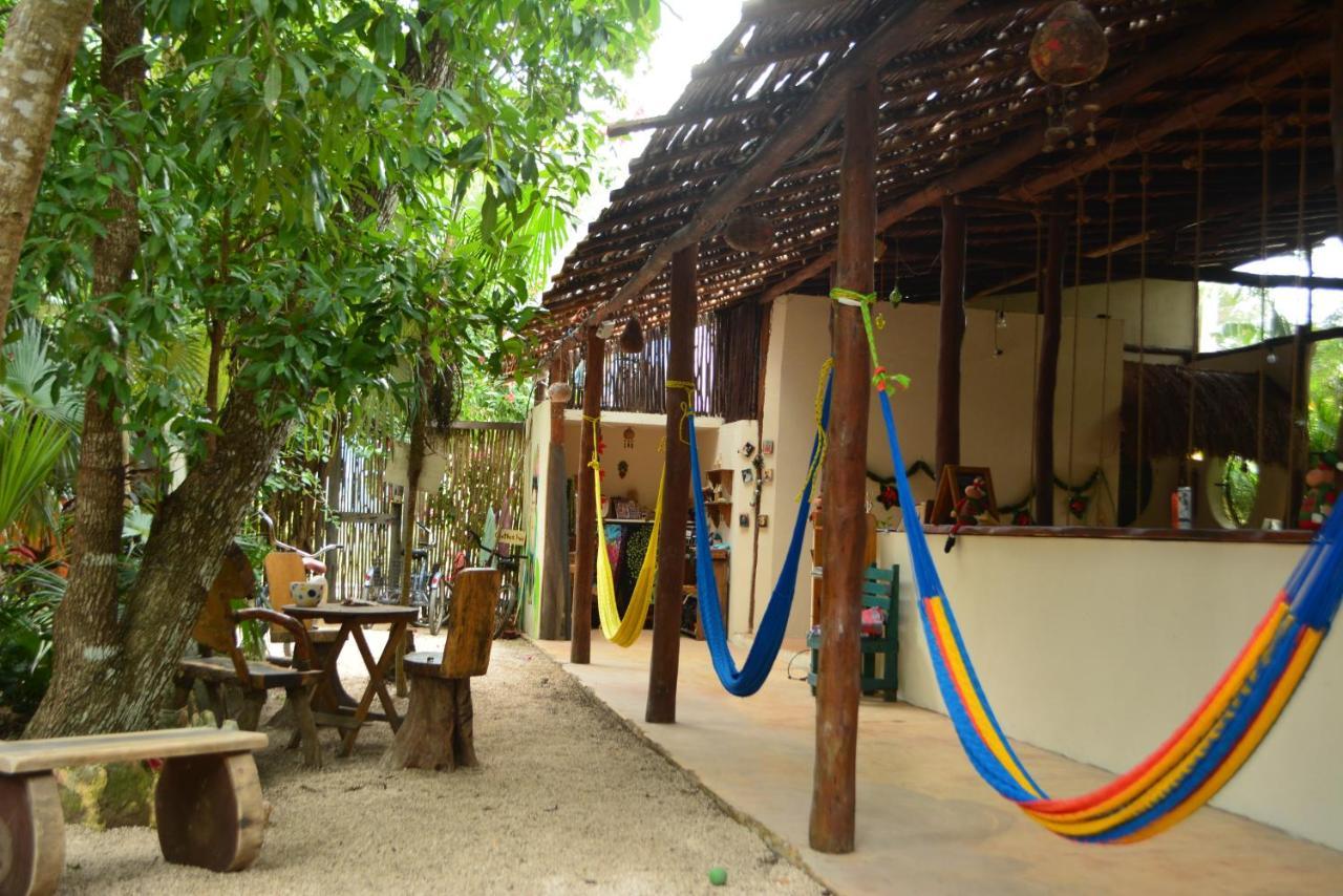 Hostal Mulut Tulum Exterior photo