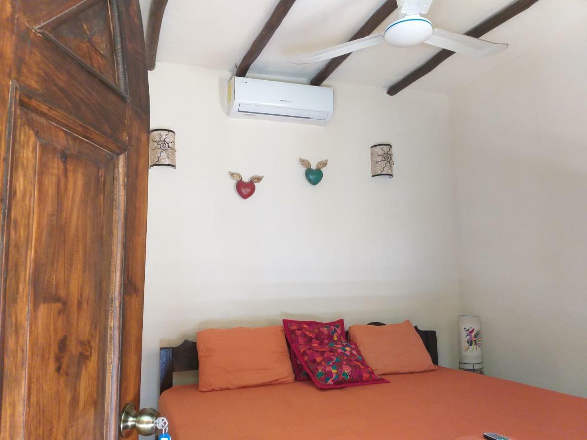 Hostal Mulut Tulum Exterior photo