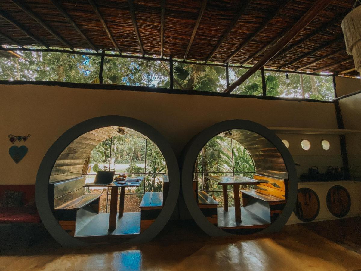 Hostal Mulut Tulum Exterior photo