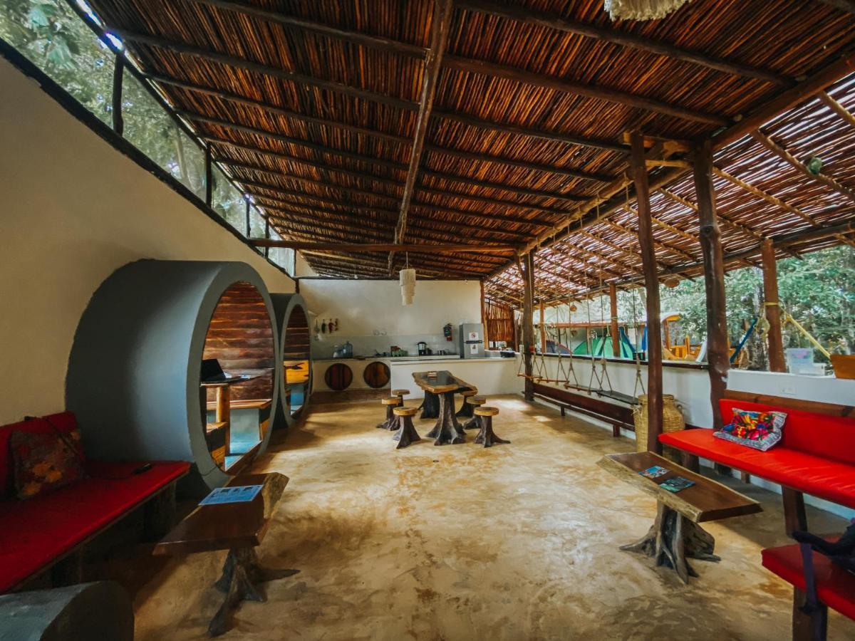 Hostal Mulut Tulum Exterior photo