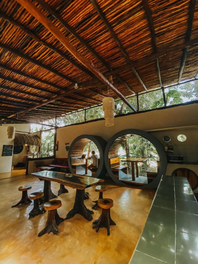 Hostal Mulut Tulum Exterior photo